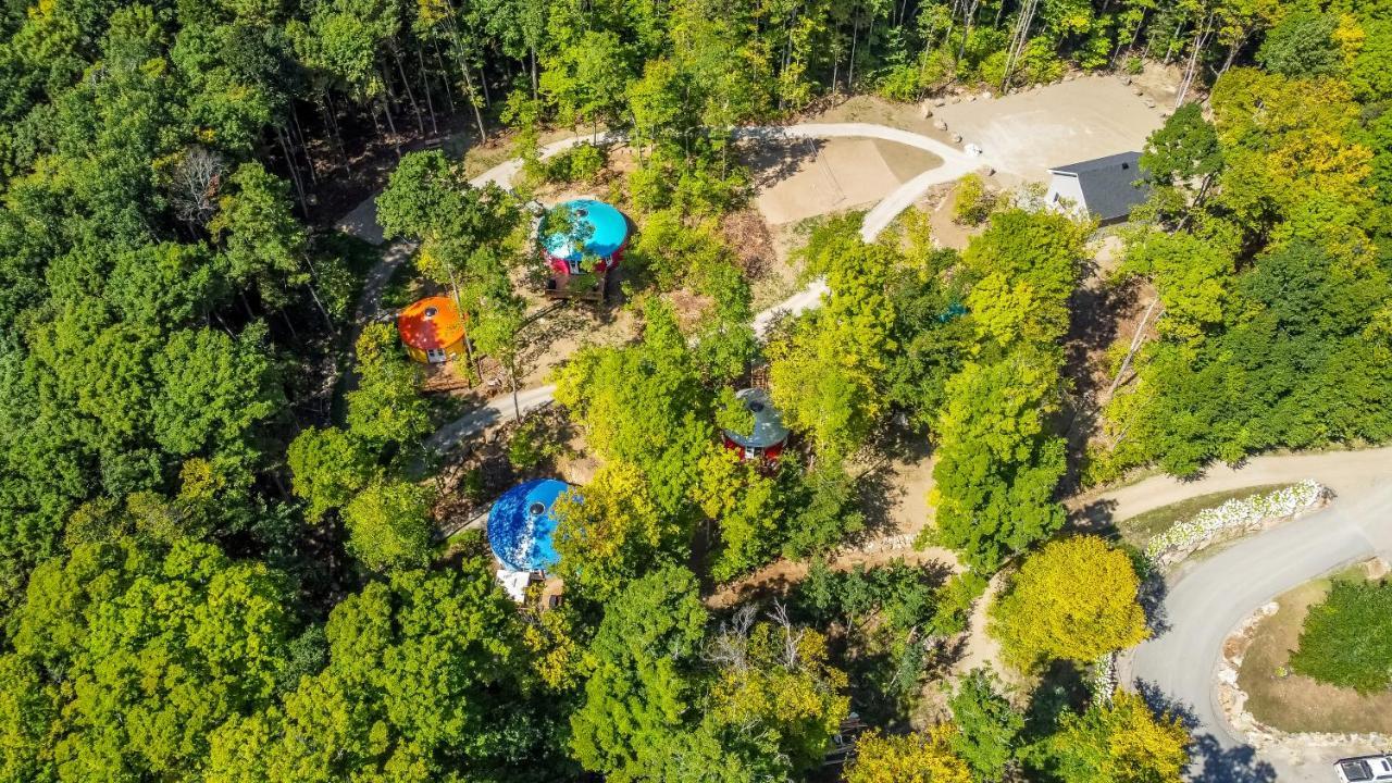 Yourtes Glamping Du Poisson Blanc Notre-Dame-du-Laus Exterior foto